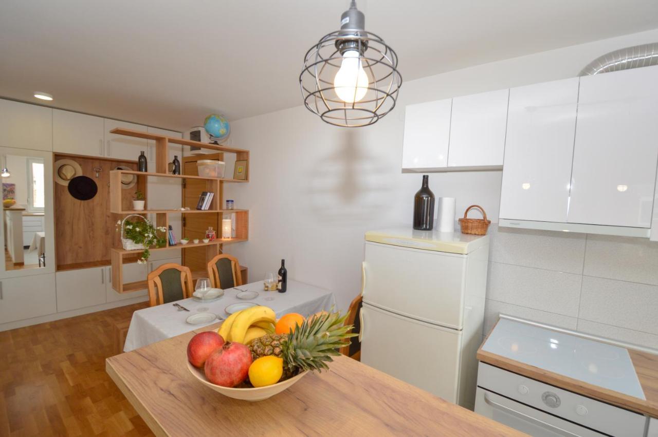 Shine24 - Spacious And Bright Apartment - New Νόβι Σαντ Εξωτερικό φωτογραφία