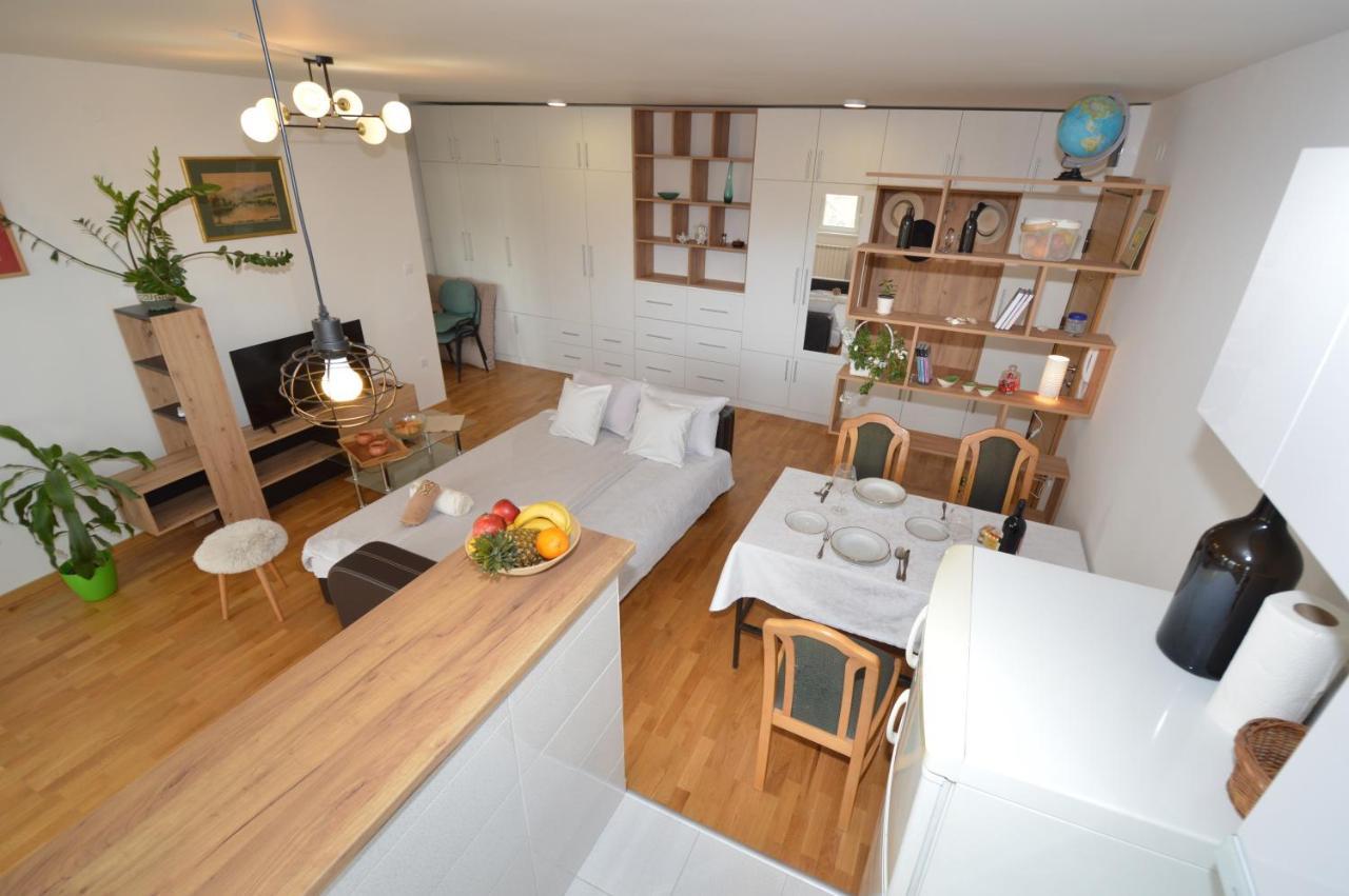 Shine24 - Spacious And Bright Apartment - New Νόβι Σαντ Εξωτερικό φωτογραφία